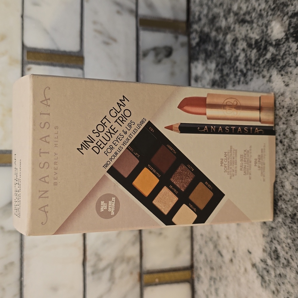 Anastasia Beverly Hills Mini Soft GLAM Deluxe Trio Value Set